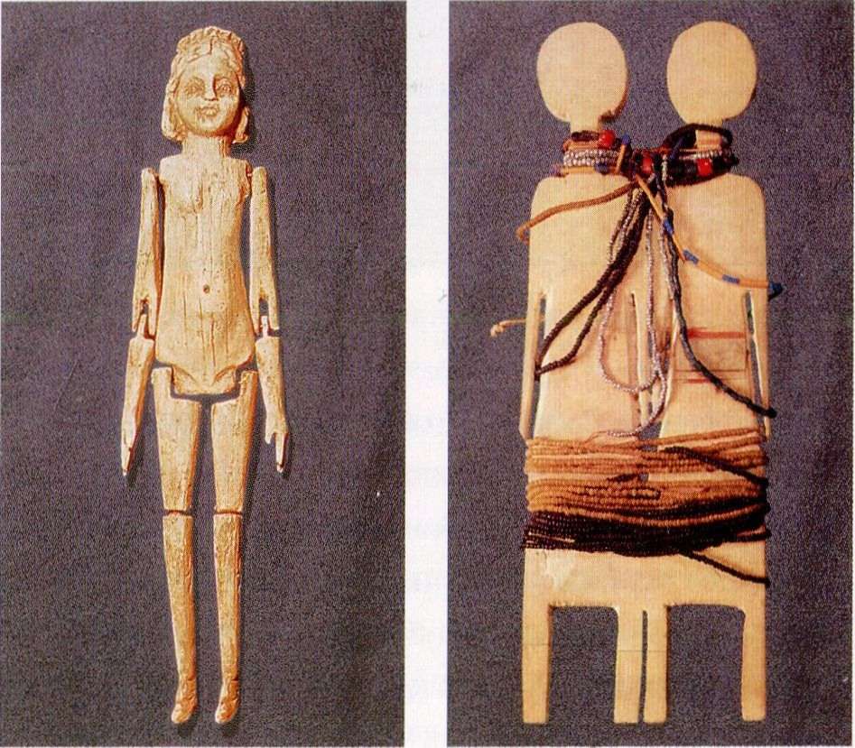 Деревянная кукла одна из первых игрушек впр. Первые куклы древнего Египта. Восковые куклы древний Египет. Кукольный театр в древнем Египте. Марионетки древнего Египта.